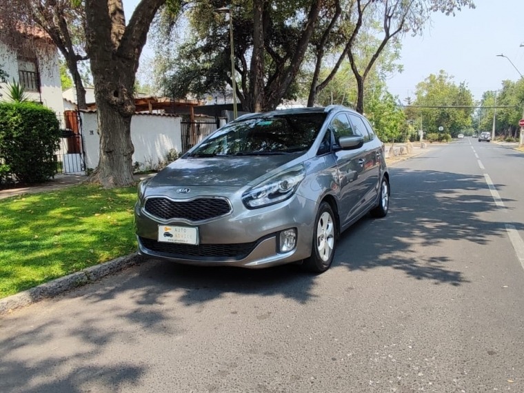 Kia Carens Ex. 1.7 Mt 2015