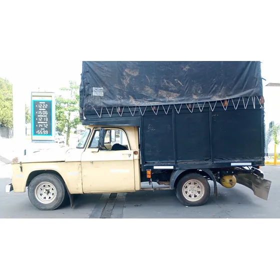 Dodge D100 3.7