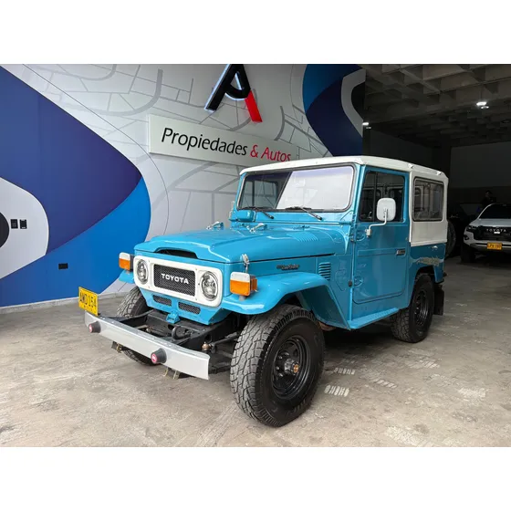 Toyota Fj 40