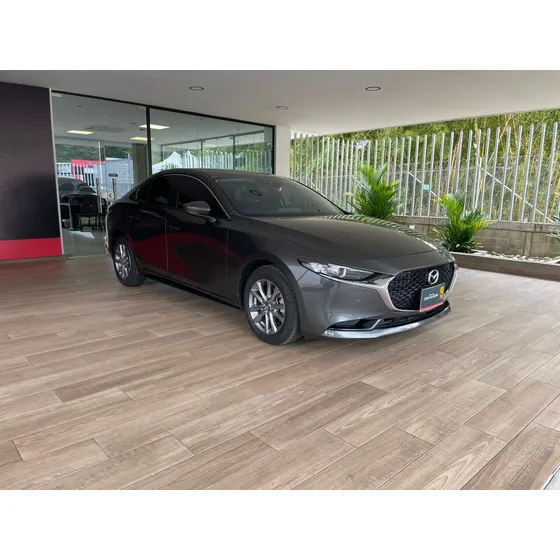 Mazda 3 2.0 Touring