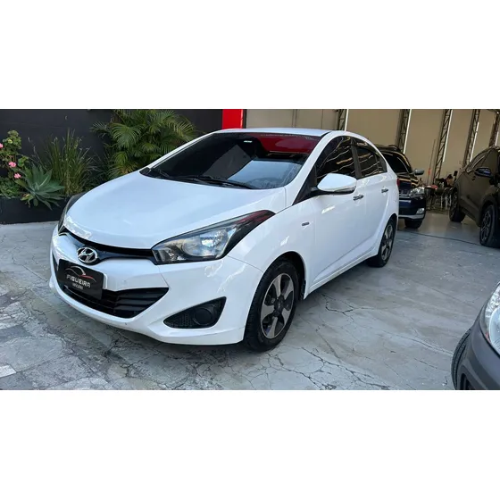 Hyundai Hb20s 1.6 Comfort Plus Flex Aut. 4p