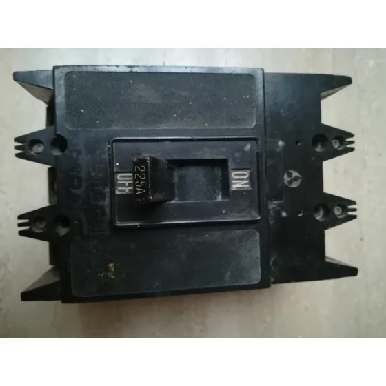 Braker Trifasico 225 Amp (usado En Buen Estado Y Probado)