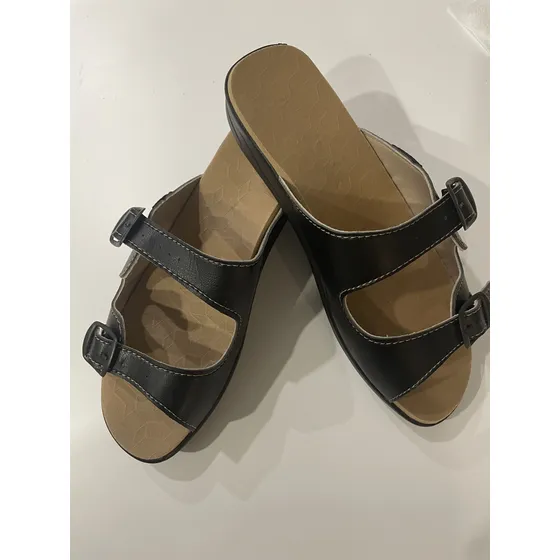 Sandalias Erreuno Originales Nuevas 40