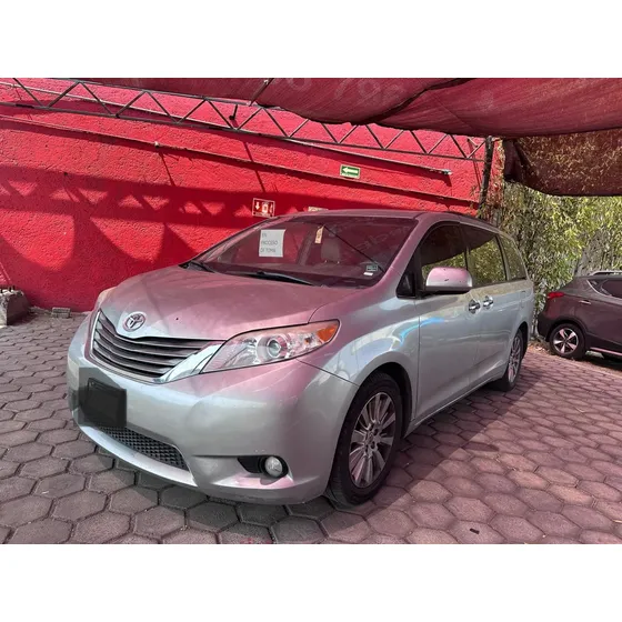Toyota Sienna 3.5 Xle Piel At