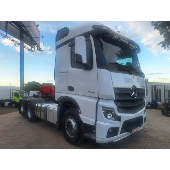 Mercedes-benz Actros 2548 Ls 6x2 2023/2024.