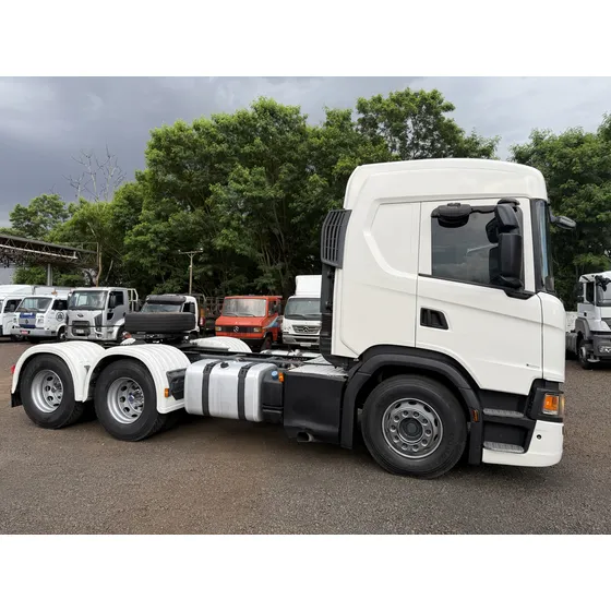 Scania G450 6x4 Suspensão Mola