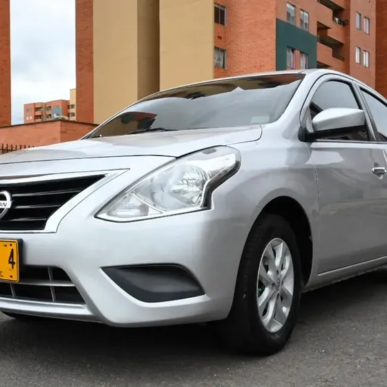 Nissan Versa 2019 1.6 Sense