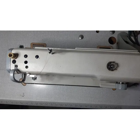 Máquina De Coser Siruba Industrial Recta L818f--m1