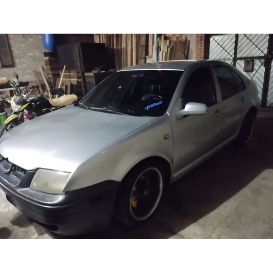 Volkswagen Jetta Sportline 1.8 Turbo