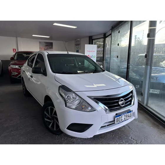 Nissan Versa 1.6 Drive At