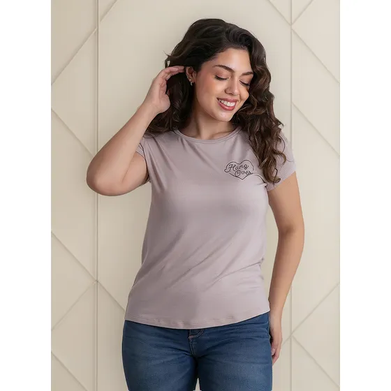 Remera Onyx Viscosa Lycra Con Estampa Hang Over Mujer