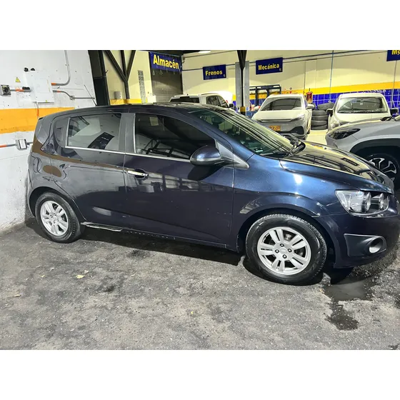 Chevrolet Sonic 1.6 Lt 5 P