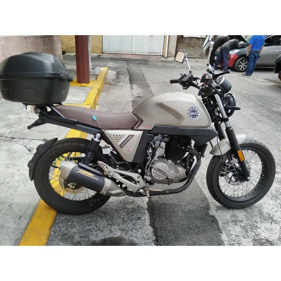 Motocicleta 300 M2