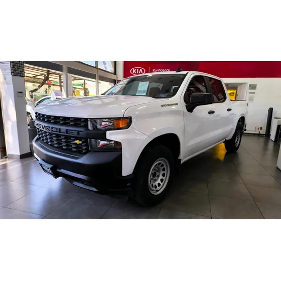 Chevrolet Silverado Paq E. Wt Doble Cabina 4x2 Motor V6 4.3l