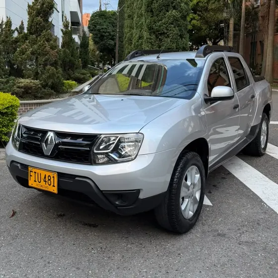Renault Duster Oroch 2021 2.0 Dynamique 4x2 Mt