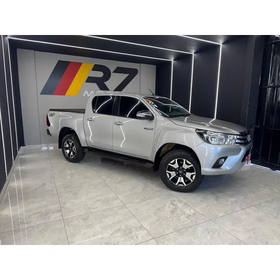 Toyota Hilux Cd Srv 4x4 2.8 Tdi Diesel Aut.