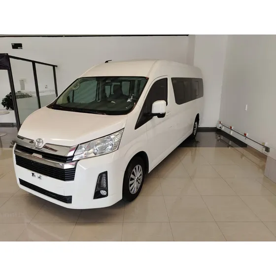 Toyota Hiace 3.5 12 Pasajeros Mt