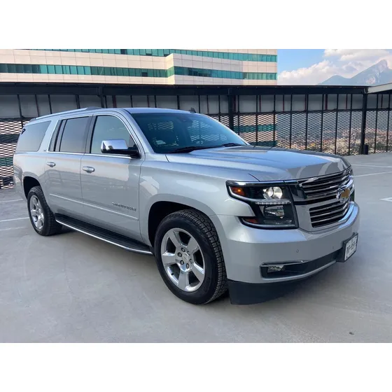 Chevrolet Suburban 5.3 Ltz V8 4wd 2da Cubo At