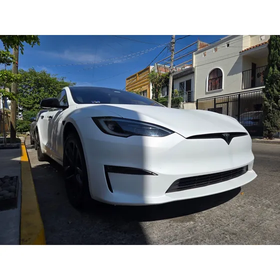 Tesla Model S Plaid