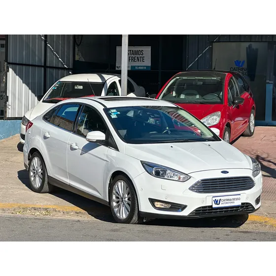Ford Focus Iii 2.0 Sedan Titanium At6