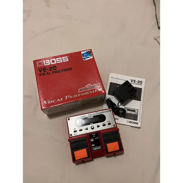 Pedalera Boss Ve-20 Rojo - Vocal Effects Performer