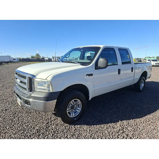 Ford F-100 3.9 I Xlt D/cab 4x4