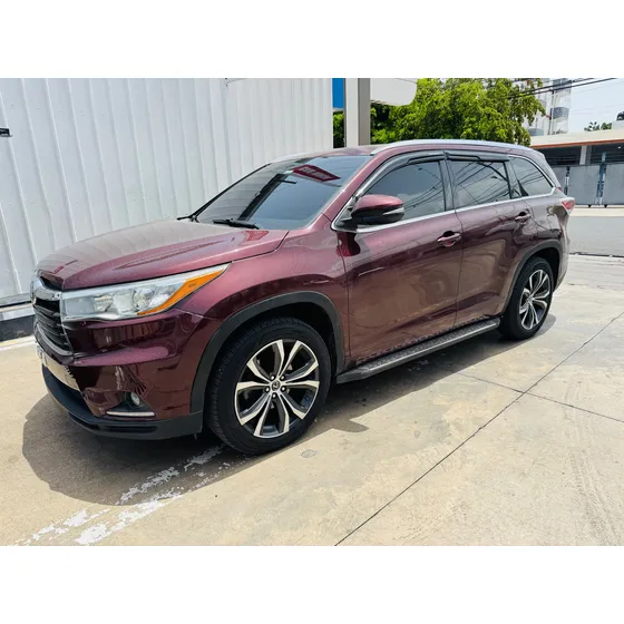 Toyota Highlander Xle Americana