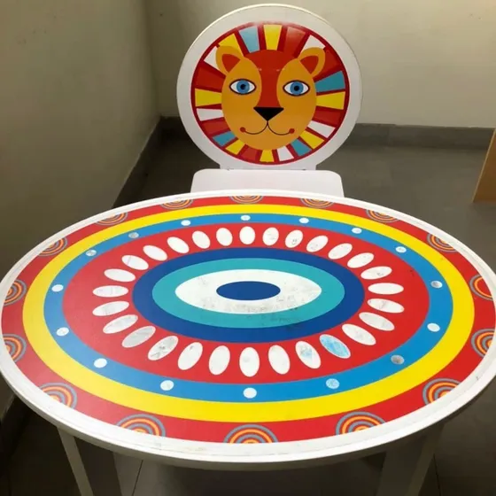 Mesa De Juegos Para Niños De Madera Con Silla