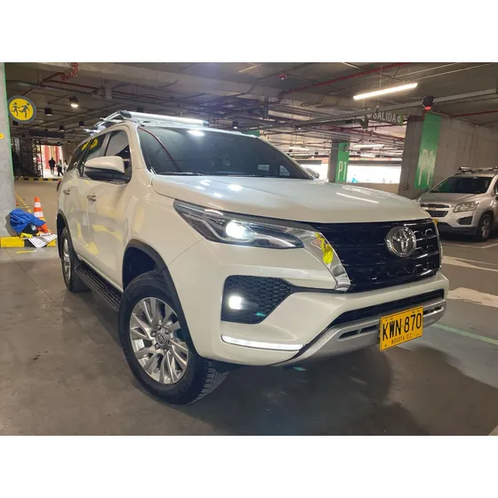 Toyota Fortuner 2.7l Srv