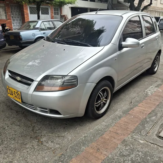 Chevrolet Aveo 2008 1.4 Five
