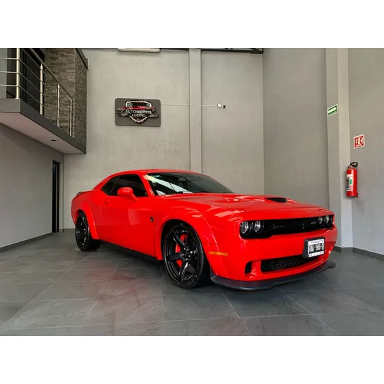 Dodge Challenger 6.2 Srt Hellc At