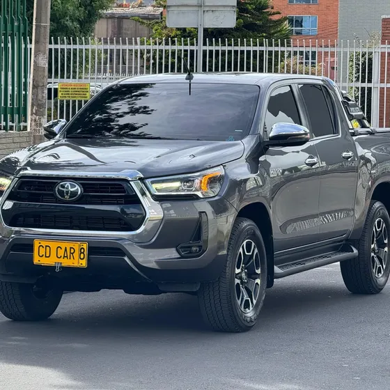 Toyota Hilux 2023 2.8