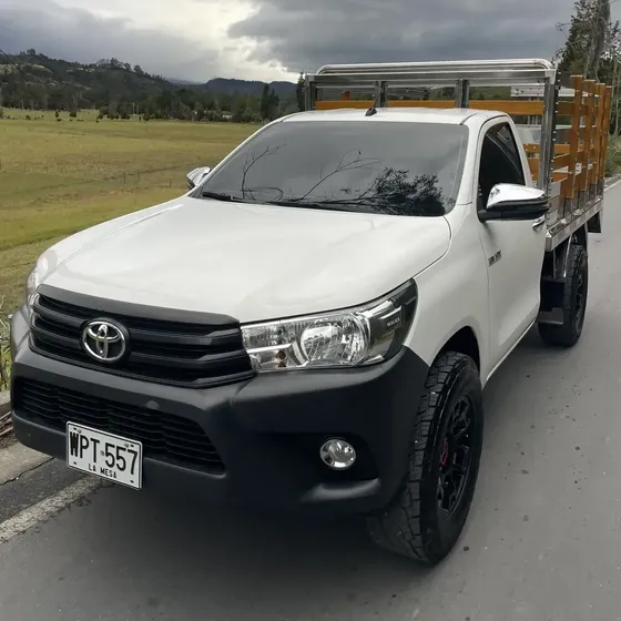 Toyota Hilux 2024 2.7 Chasis 4x2