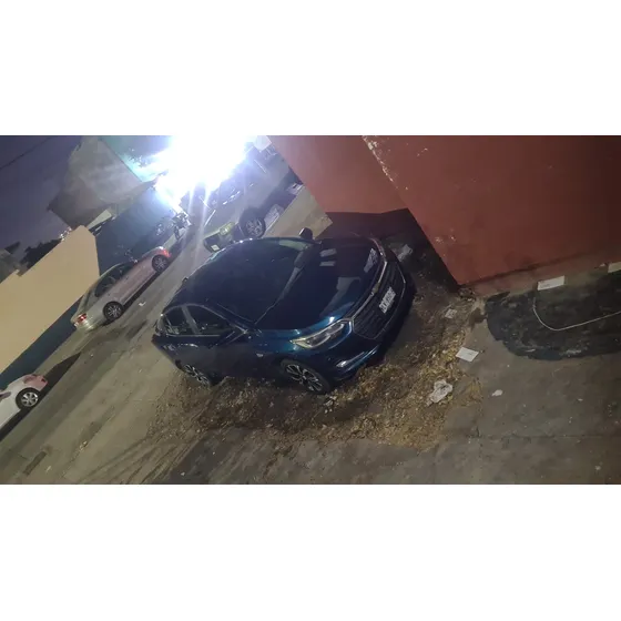 Chevrolet Onix 1.2t Premier L At