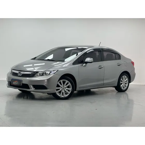 Honda Civic 1.8 Lxs 16v Flex 4p Automático