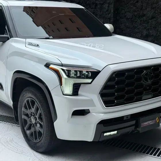 Toyota Sequoia 2024 3.5 V6 Platinum