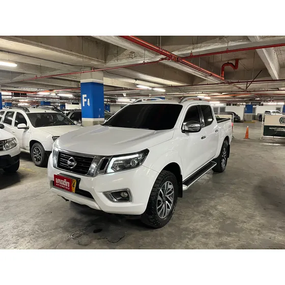 Nissan Frontier 2.5l Automática Diésel 4x4