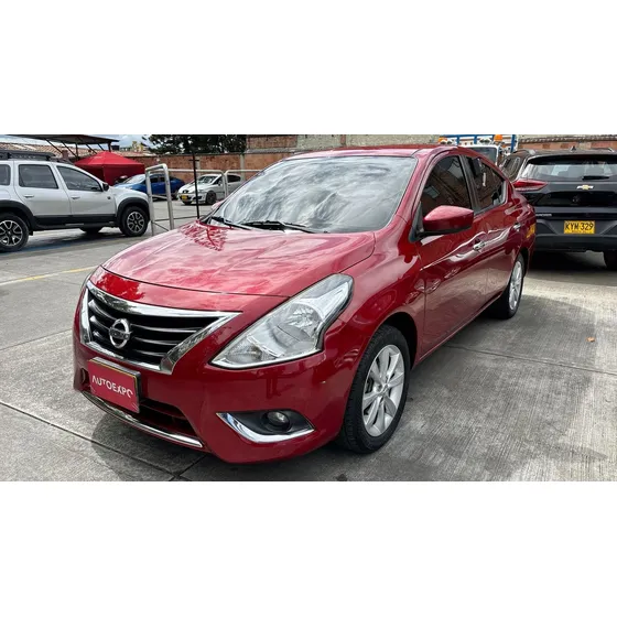 Nissan Versa Advance Sedan Mec 1,6