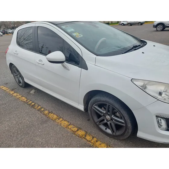 Peugeot 308 2.0 Feline 143cv
