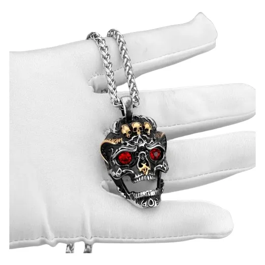 Collar Calavera De Ojos Rojos