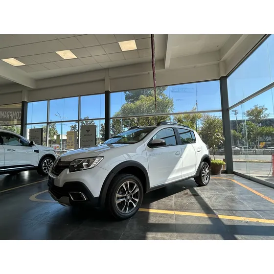 Renault Stepway 5p Intens L4/1.6 Aut