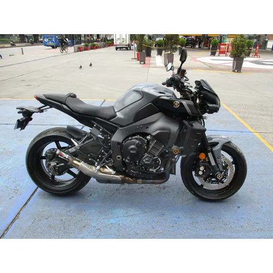 Moto Yamaha Mt 10