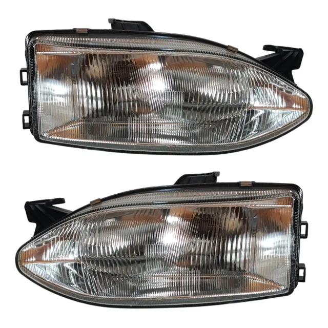 Faro Fiat Siena / Palio Young 1996 - 2001 Lh/ Rh (c/u) Yosai