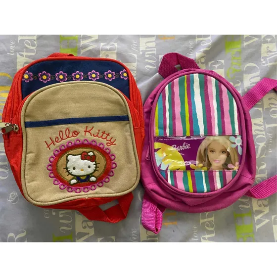 Morrales De Niña Barbie Y Hello Kitty Usados