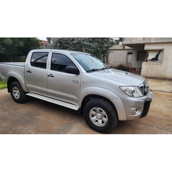 Toyota Hilux Pick-up 3.0 I Sr Cab Doble 4x2 Doble Airbag