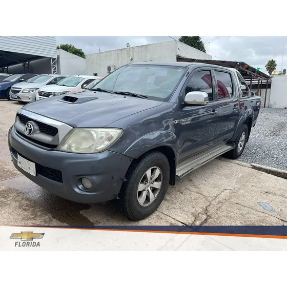 Toyota Hilux Srv