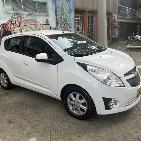 Chevrolet Spark 2014 1.2 Gt M300 Ltz