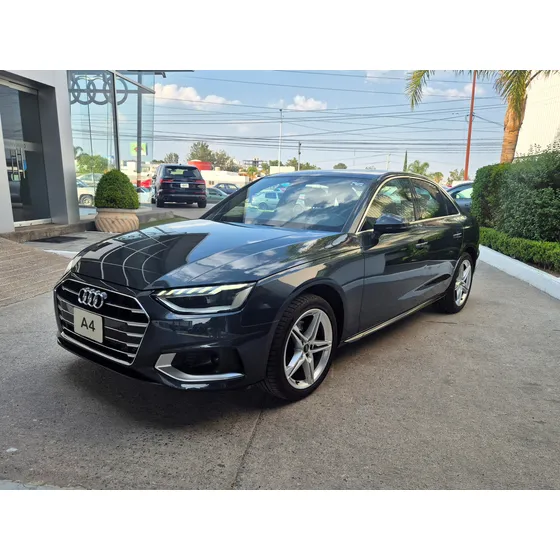 Audi A4 2.0 T 40 Tfsi Select 190hp
