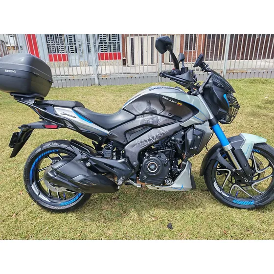 Dominar 400 Cómoda Y Lista Para Cualquier Aventura