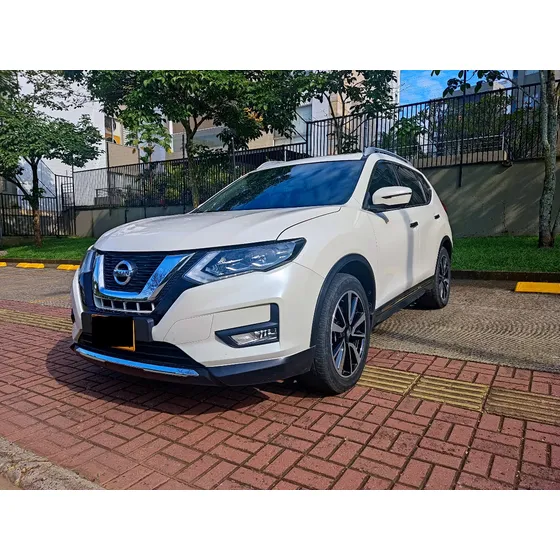 Nissan X-trail 2.5 Exclusive